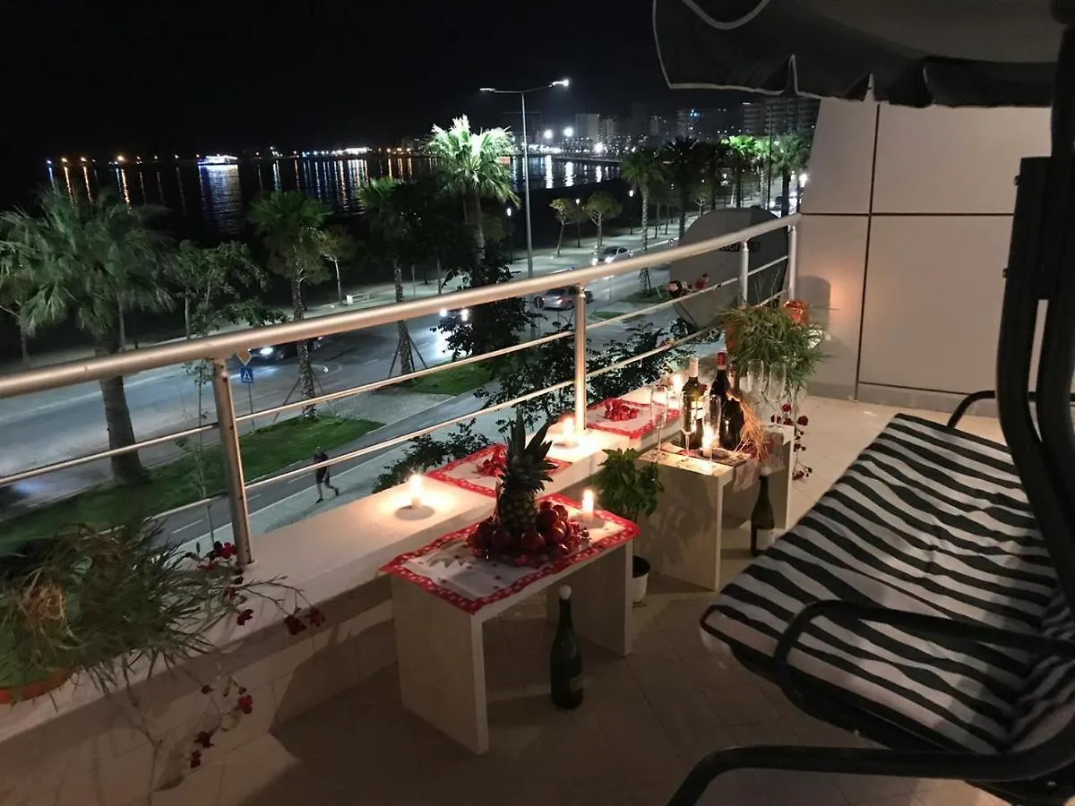 Lux Seaview Apartment Vlorë